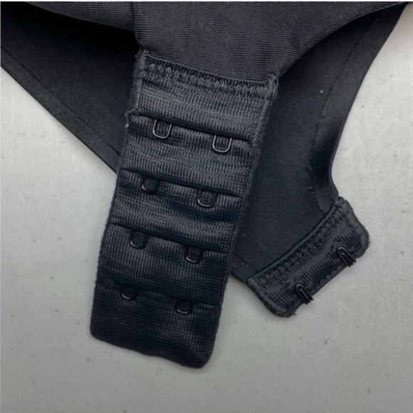 GAP LOVE BLK Plunge, 32DD. *P1070 - Picture 6 of 6